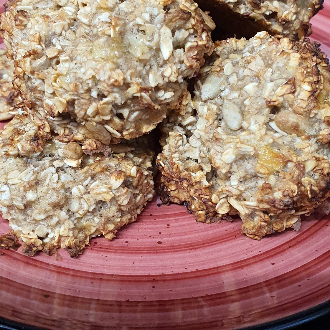 Mum's healthy banana and oats 'cookies'