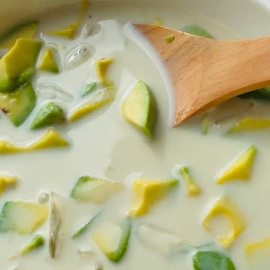 Avocado Filipino dessert