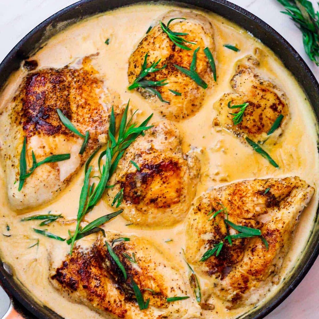 Tarragon Chicken In White Wine Sauce