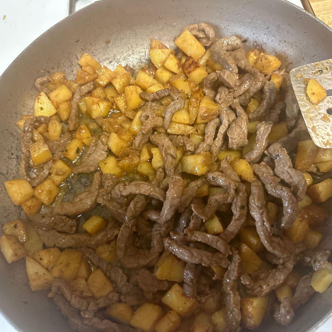 Garlic Butter Steak and Potatoes Skillet