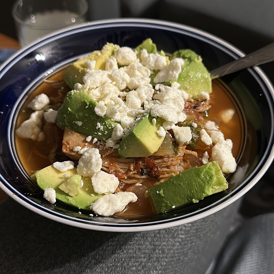Slow Cooker Chipotle Chicken and Avocado Rice Soup