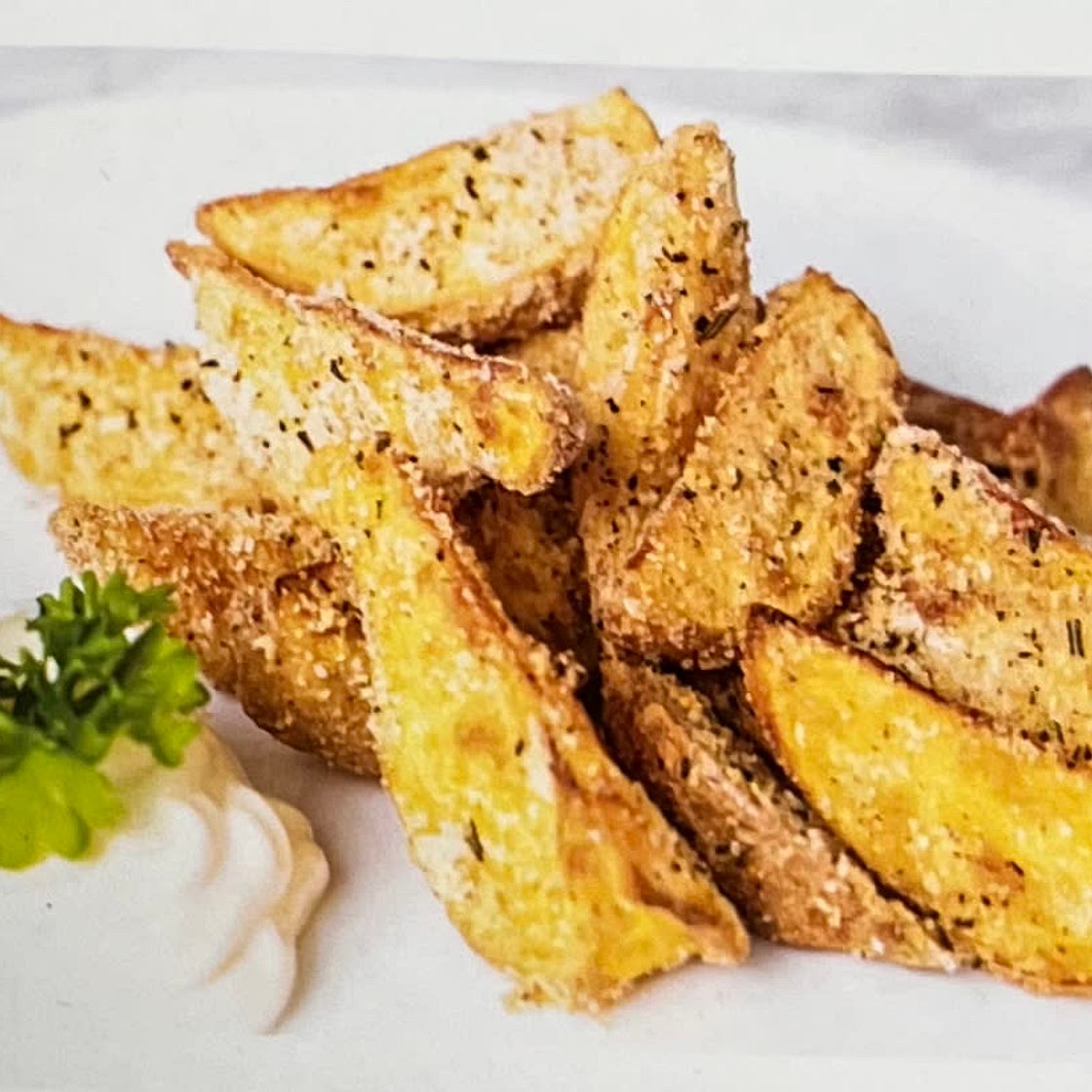 crispy Rosemary and Parmesan Potato Wedges
