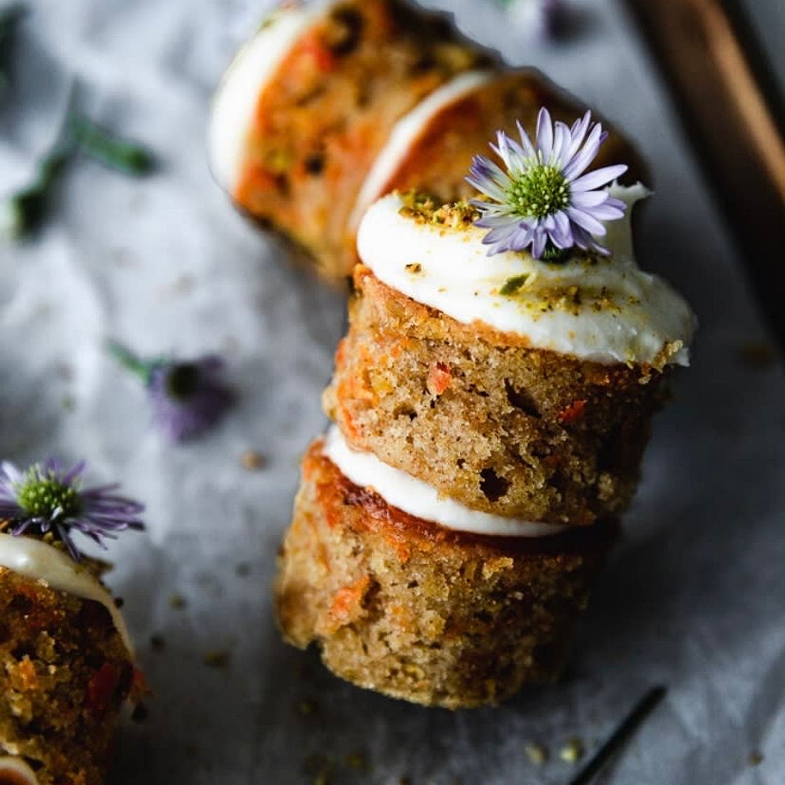 Carrot cake and frosting