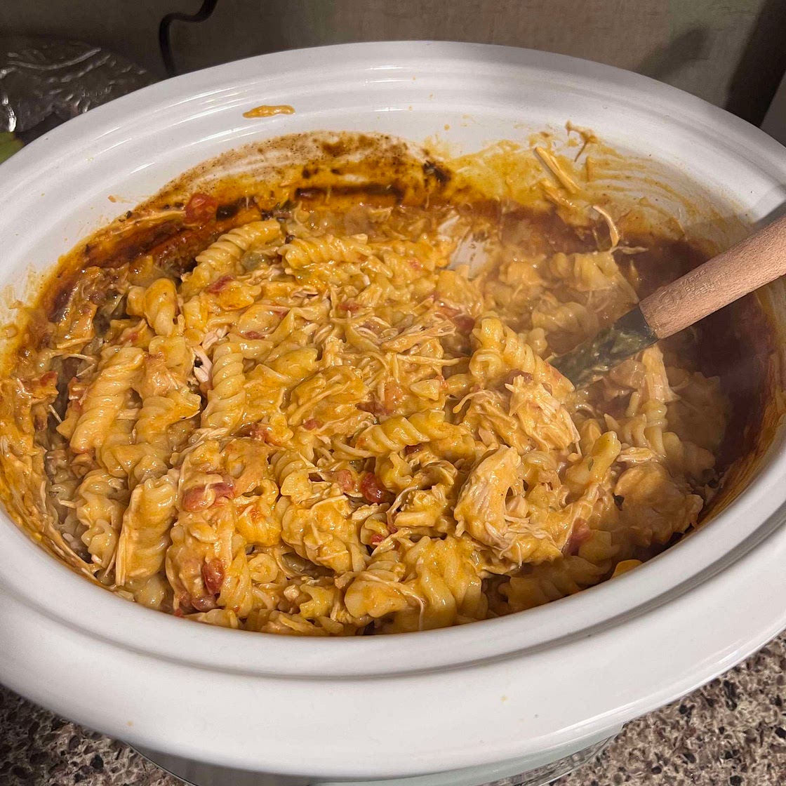 Crockpot Buffalo Chicken Pasta