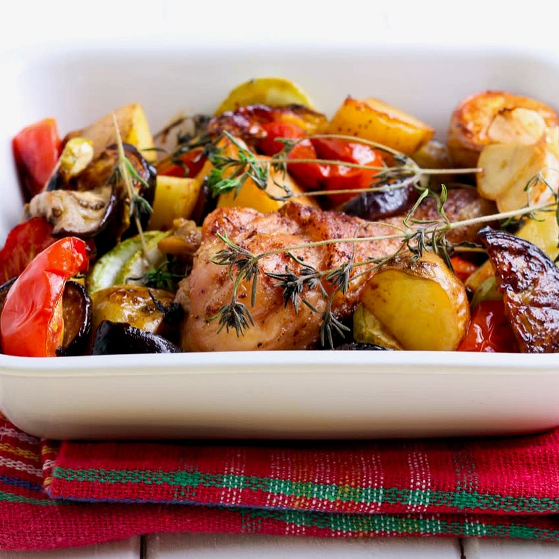 CHICKEN TRAY BAKE 1 DAY SERVES 4