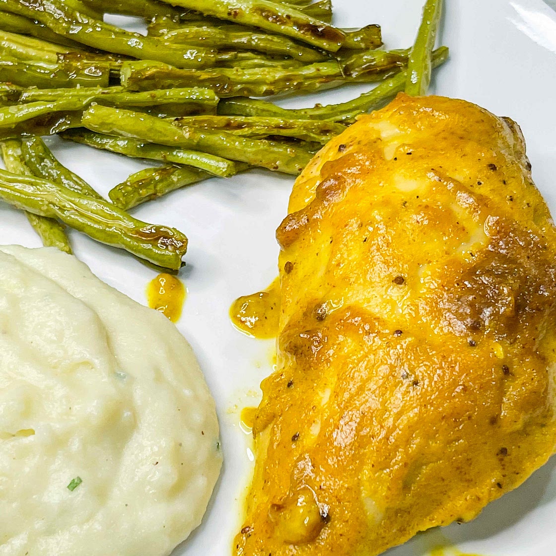 Sheet pan honey mustard chicken with green beans 