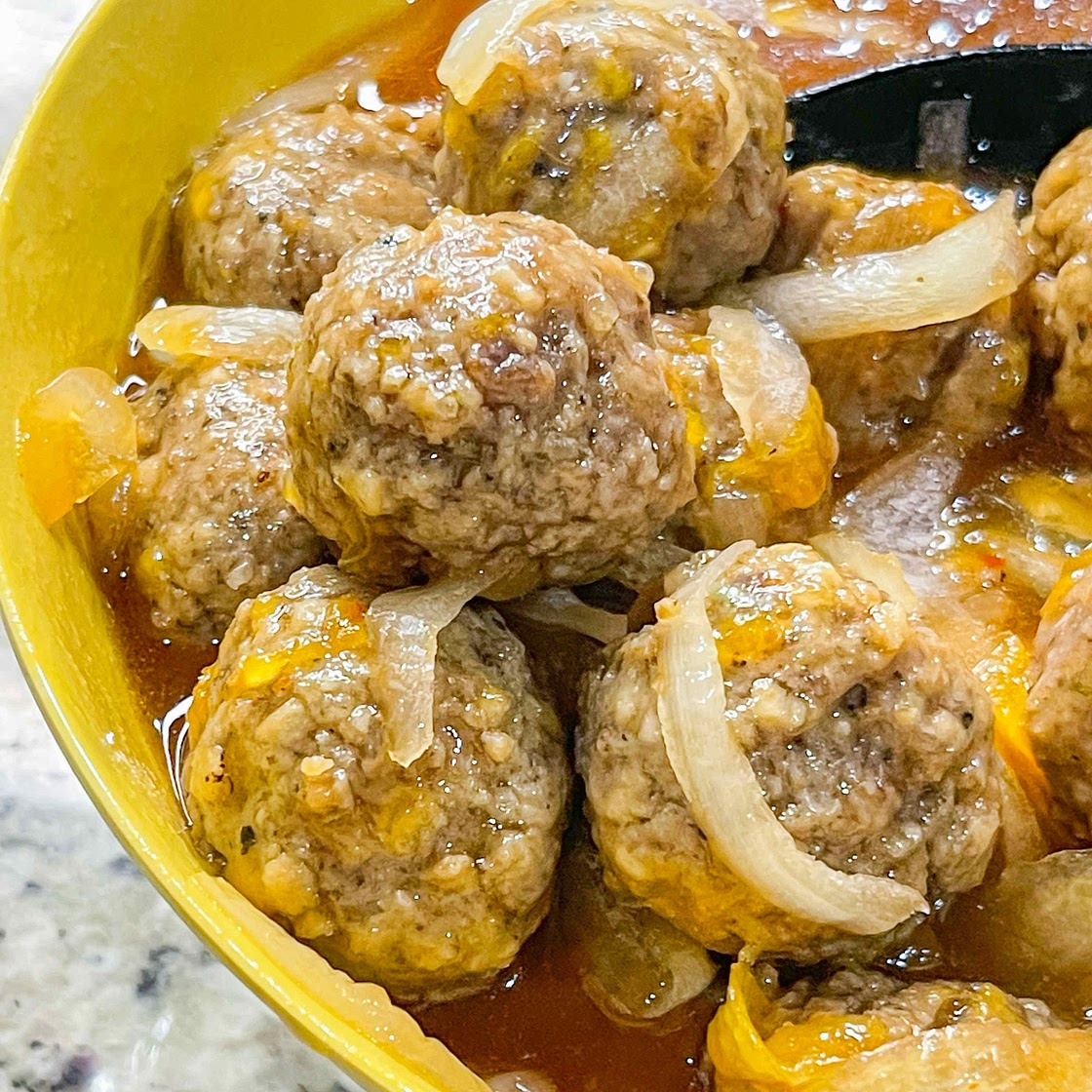 Crockpot Peach Glazed Meatballs 