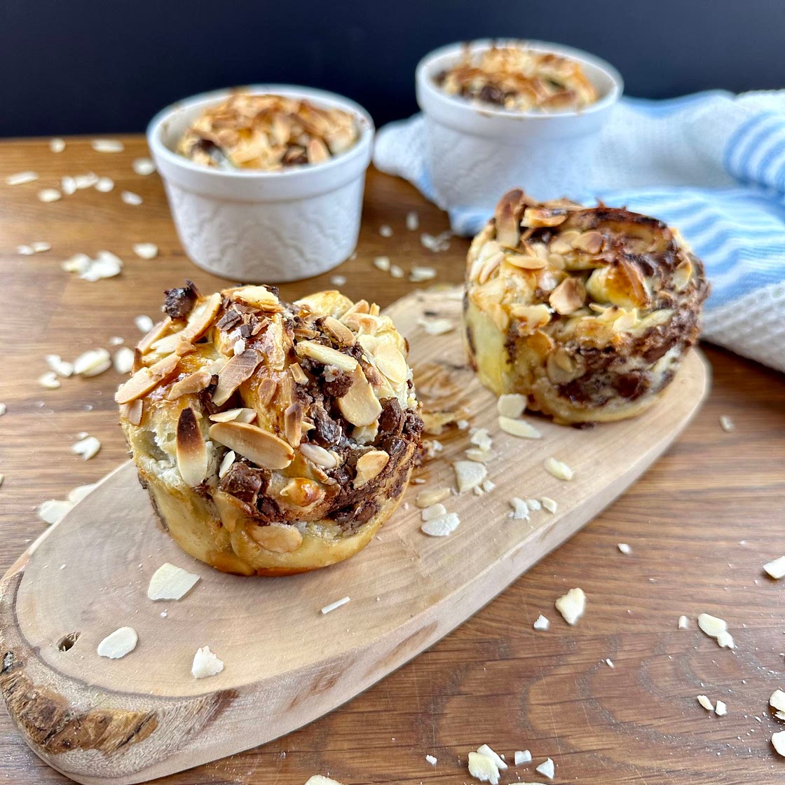 Chocolate Cream Cheese Pastry Buns