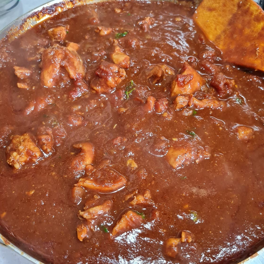 Chicken Pathia Curry - Indian Takeaway Style