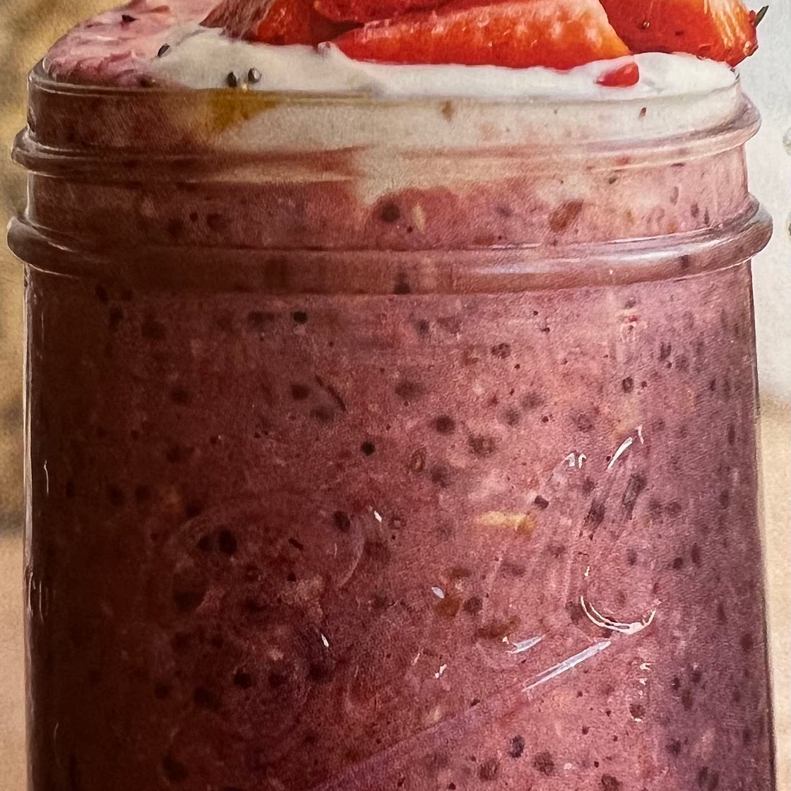 Bircher muesli strawberry & cream 