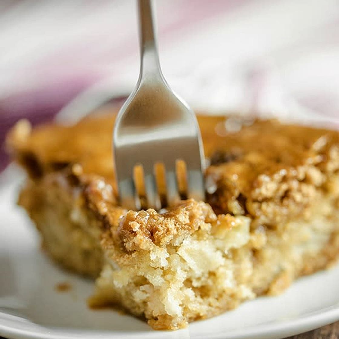 Mom's Best Apple Cake