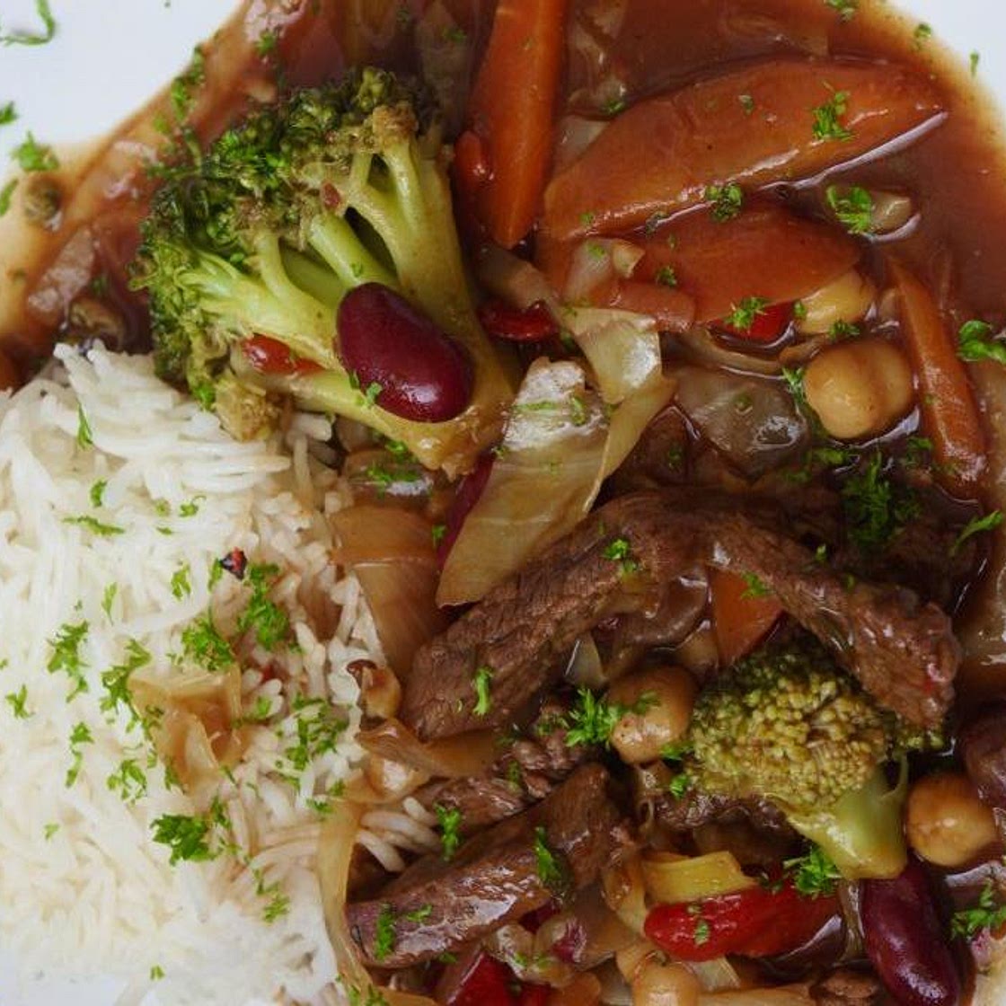 Beef stir fry  with kidney beans & chickpeas