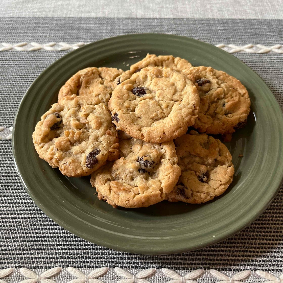 Oatmeal Raisin Cookies