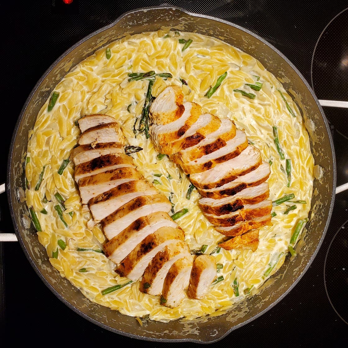 Creamy Parmesan Orzo with Chicken and Asparagus