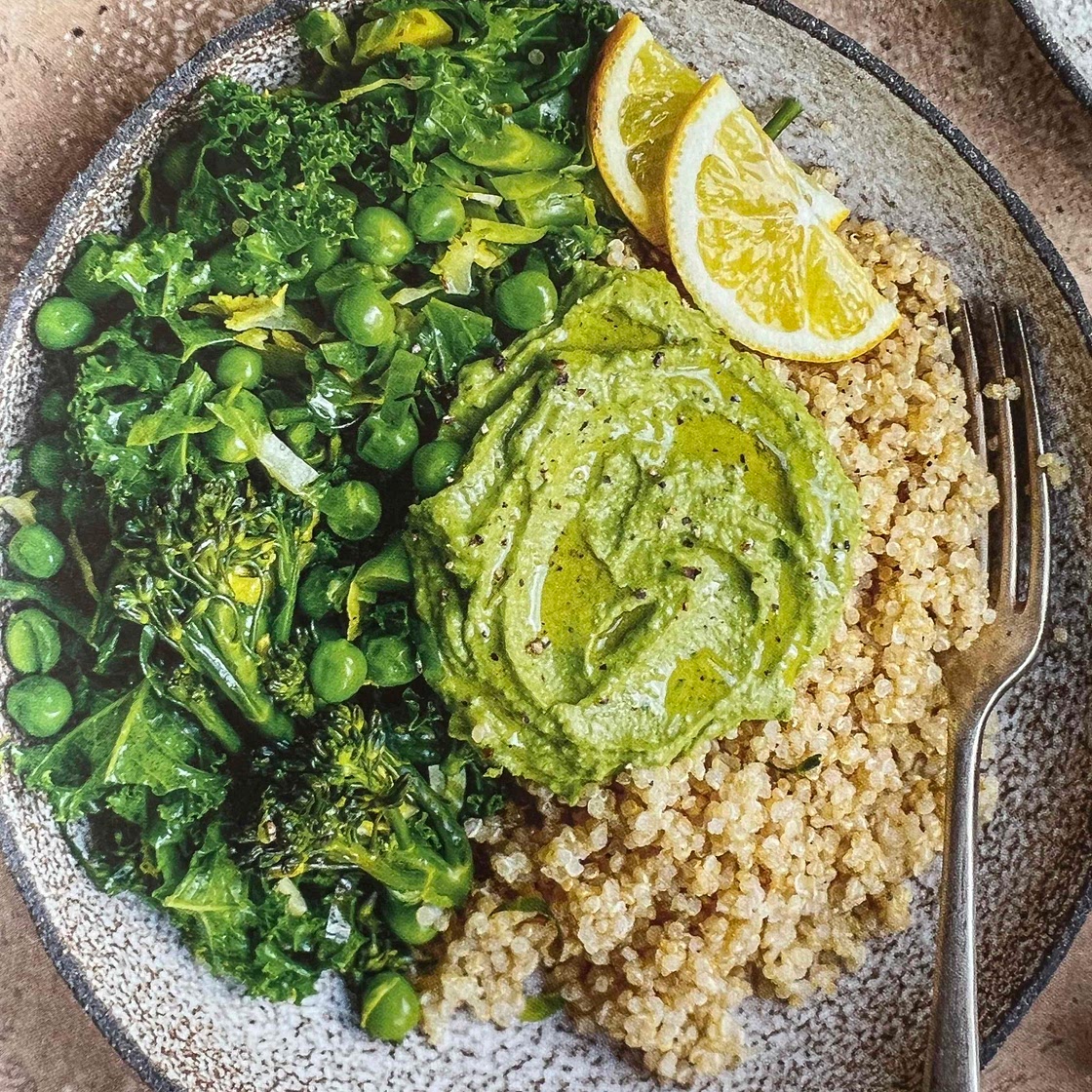 Green goddess bowl with avocado & macadamia pesto 