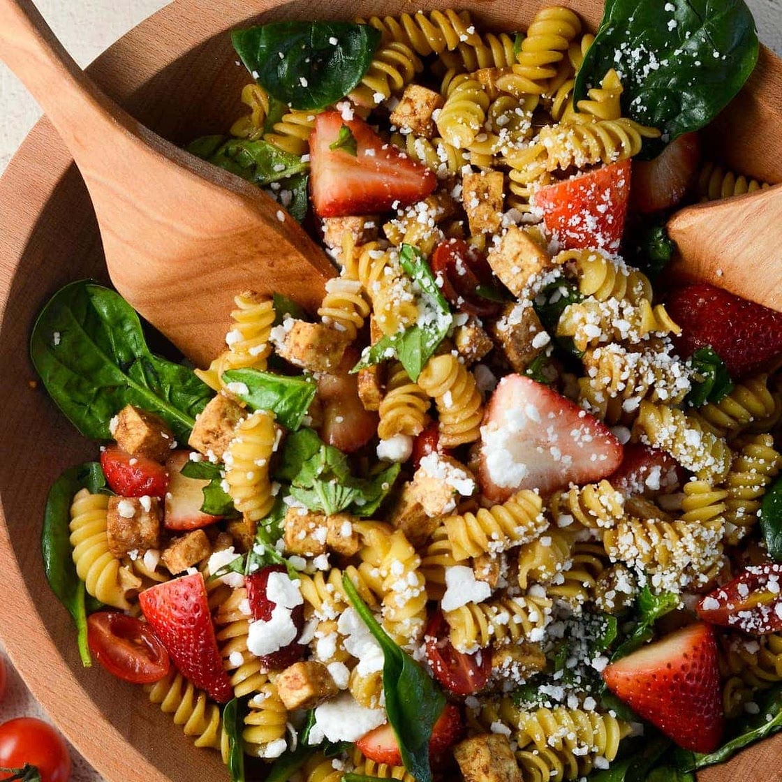 Strawberry Balsamic Tofu Pasta Salad (Vegan)