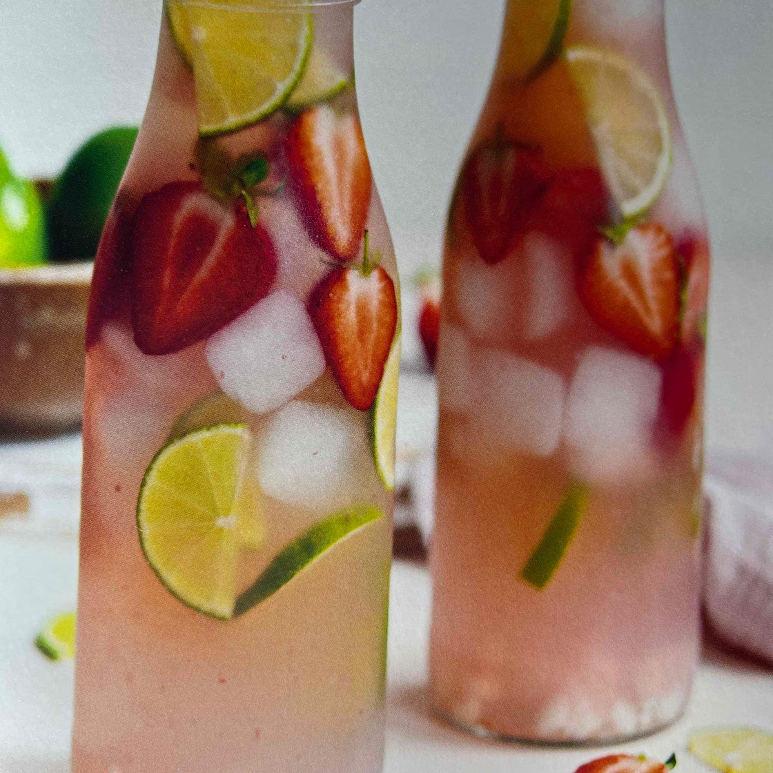 Hydrating strawberry and coconut lemonade