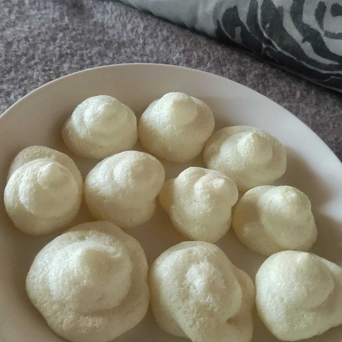 1 Calorie Meringue Cookies