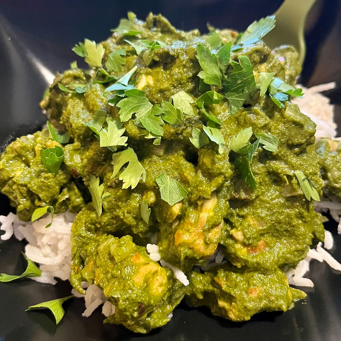 Palak Tempeh (Tempeh In Spinach Tomato Curry) Vegan