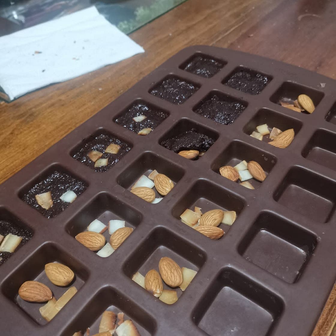 Chocolate casero con semillas de cacao