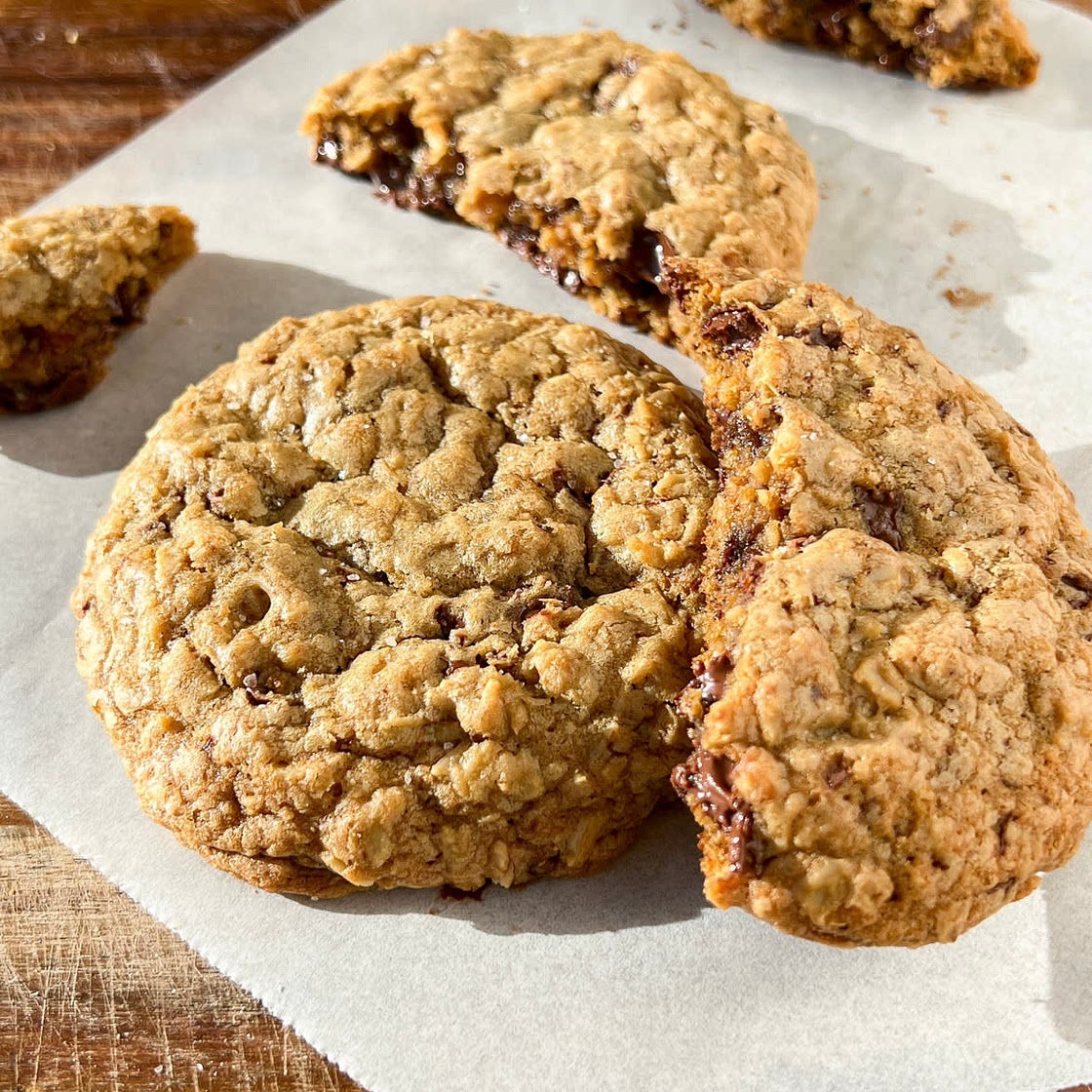 Single Serve Oatmeal Chocolate Chip Cookie