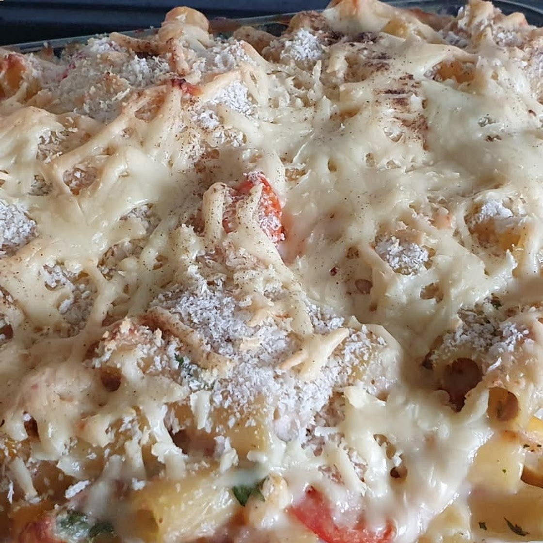 Tuna pasta bake
