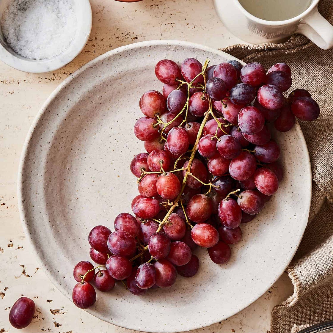 How to Properly Clean Grapes