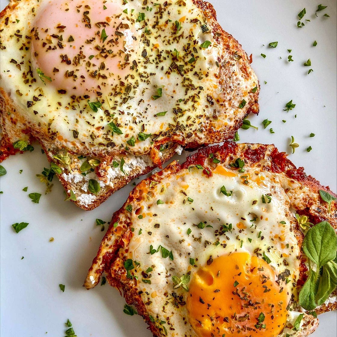 Sun Dried Tomato Pesto Egg Toast