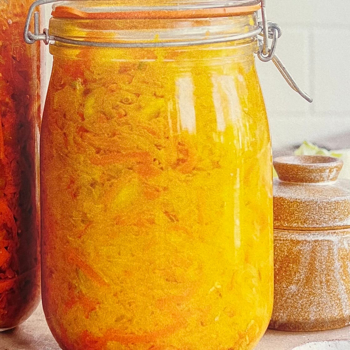 Golden turmeric  & carrot kraut