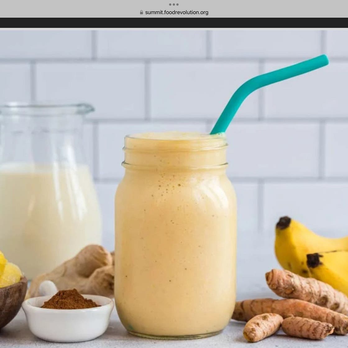 Anti-Inflammatory Golden Smoothie