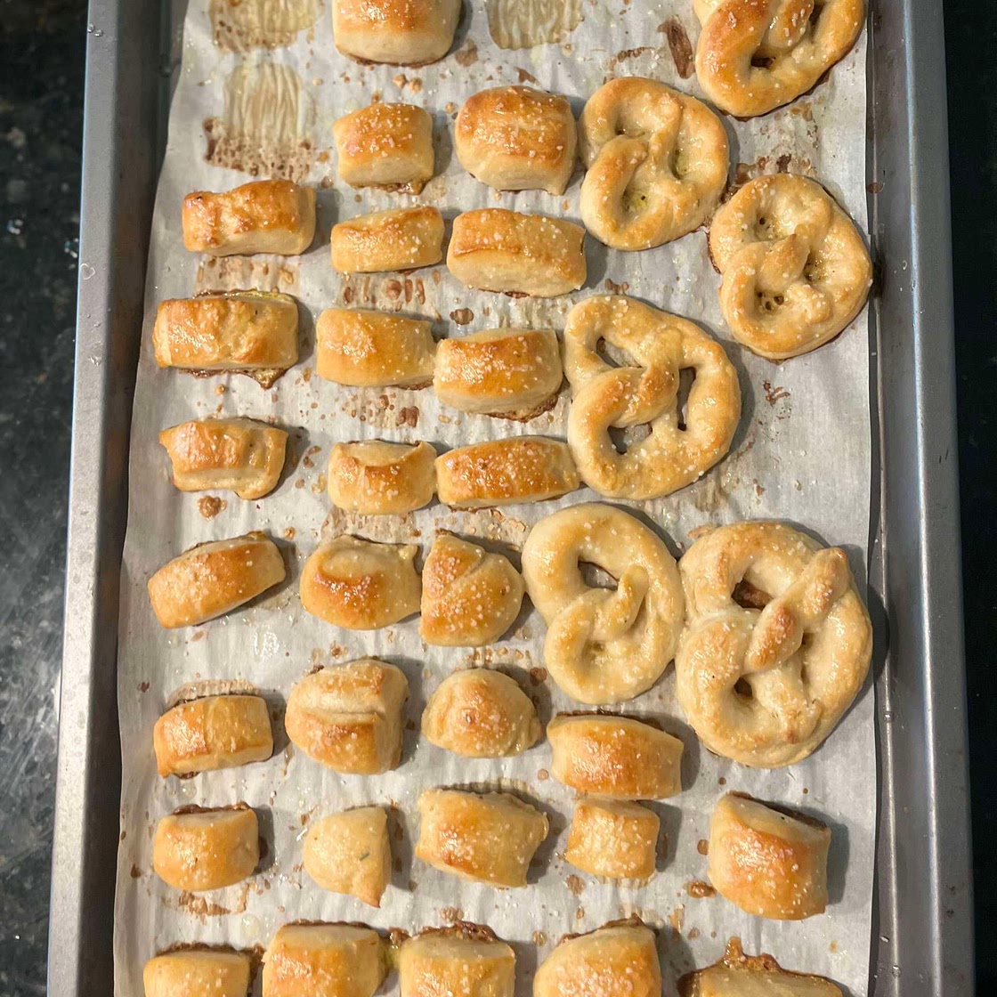 3-Ingredient (ish) Buttery Pretzel Bites