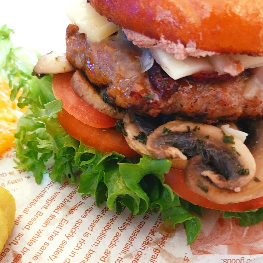 Burger - Duck, foie gras, mushrooms and caramelized onions