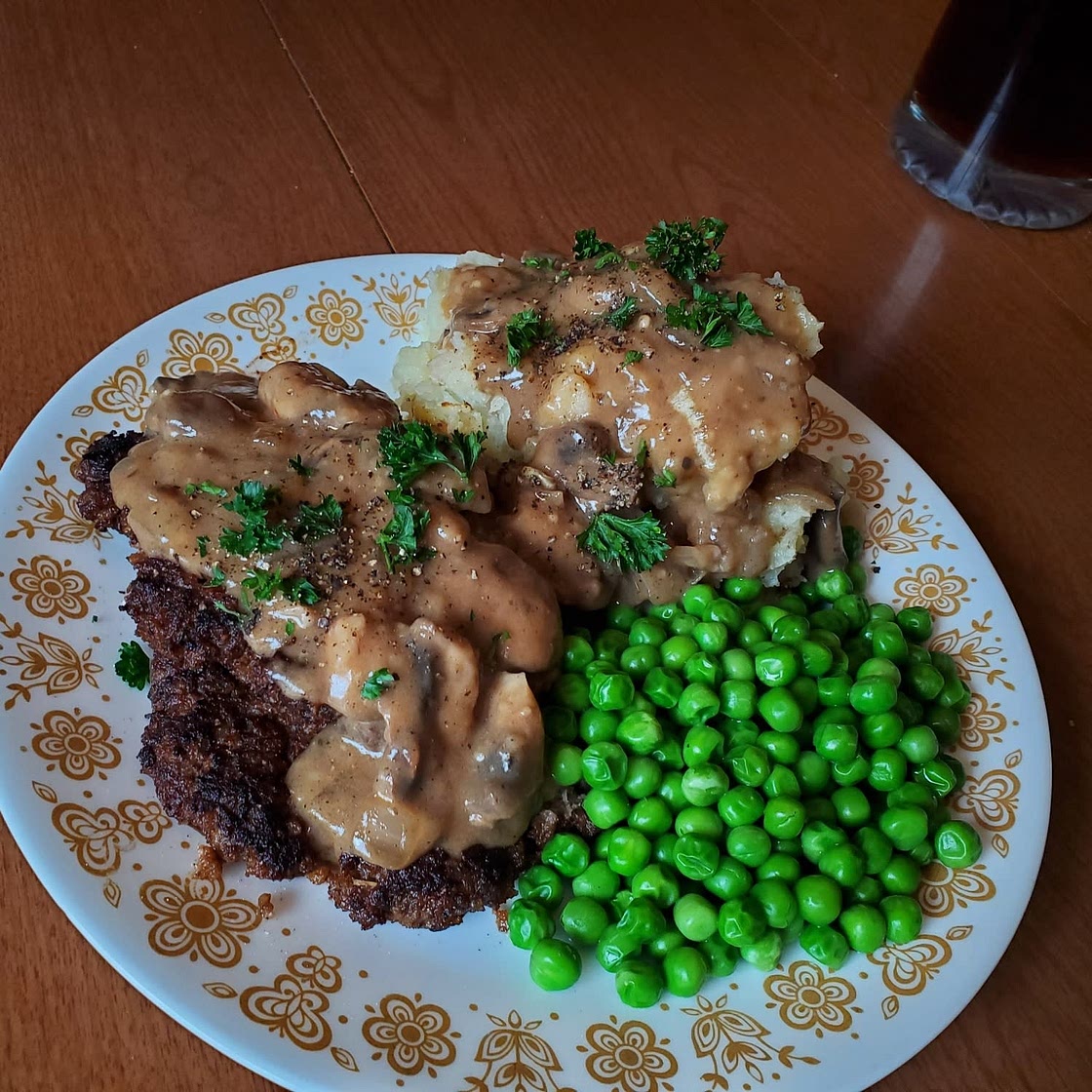 Homemade Salisbury Steak Recipe with Mushroom Gravy
