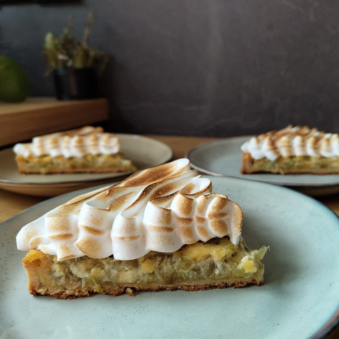 🥧 Tarte à la rhubarbe meringuée