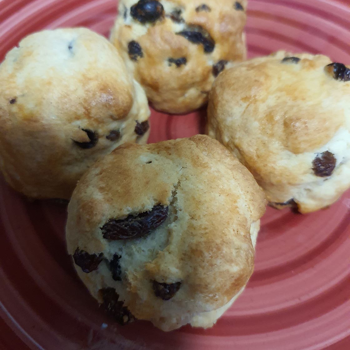 Mum's fruit scones