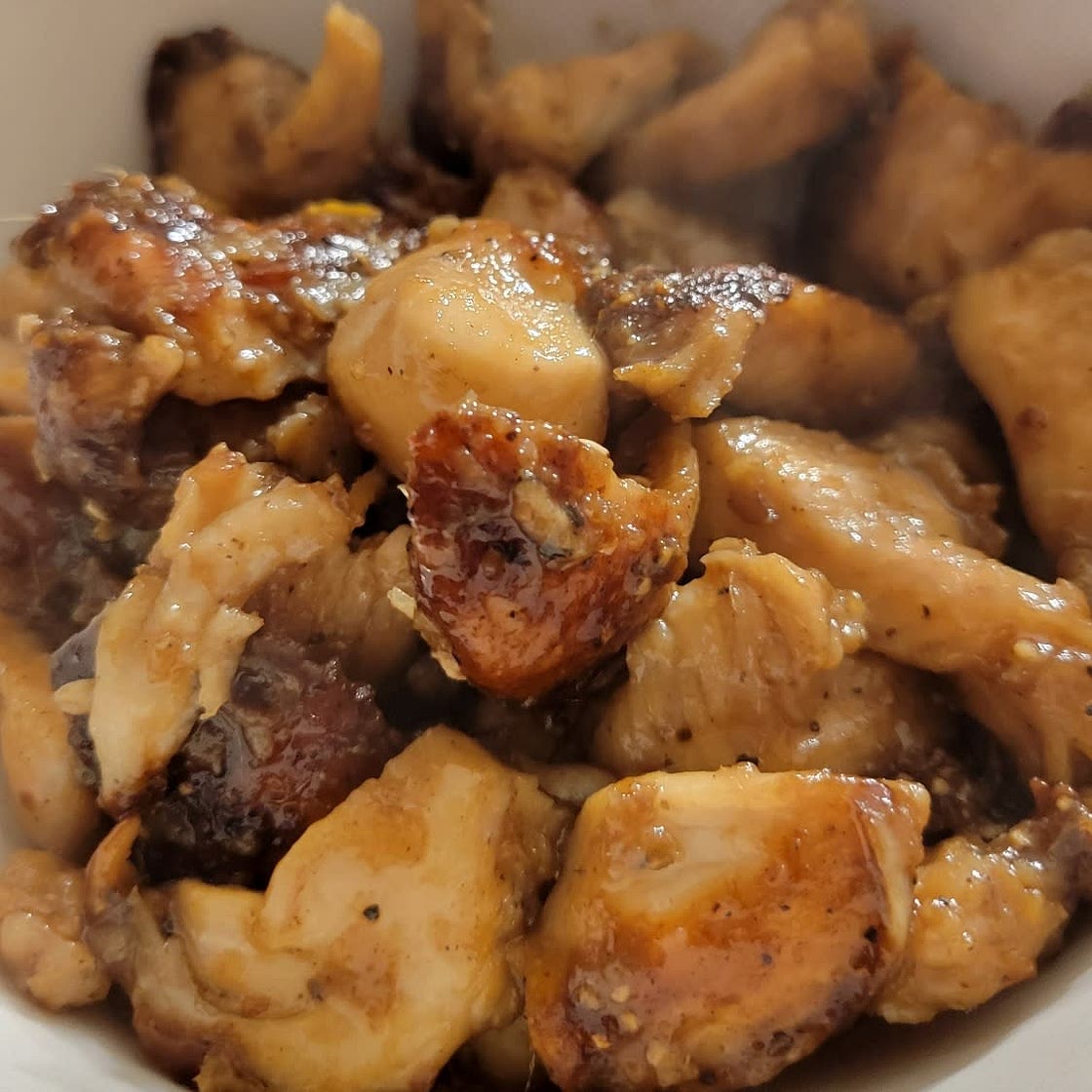 Pan-fried black pepper chicken
