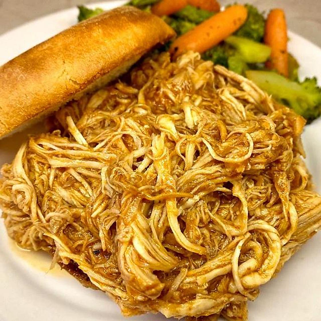 Tangy Pulled Barbecue Chicken Instant Pot Recipe Makes the Crowd Go Wild