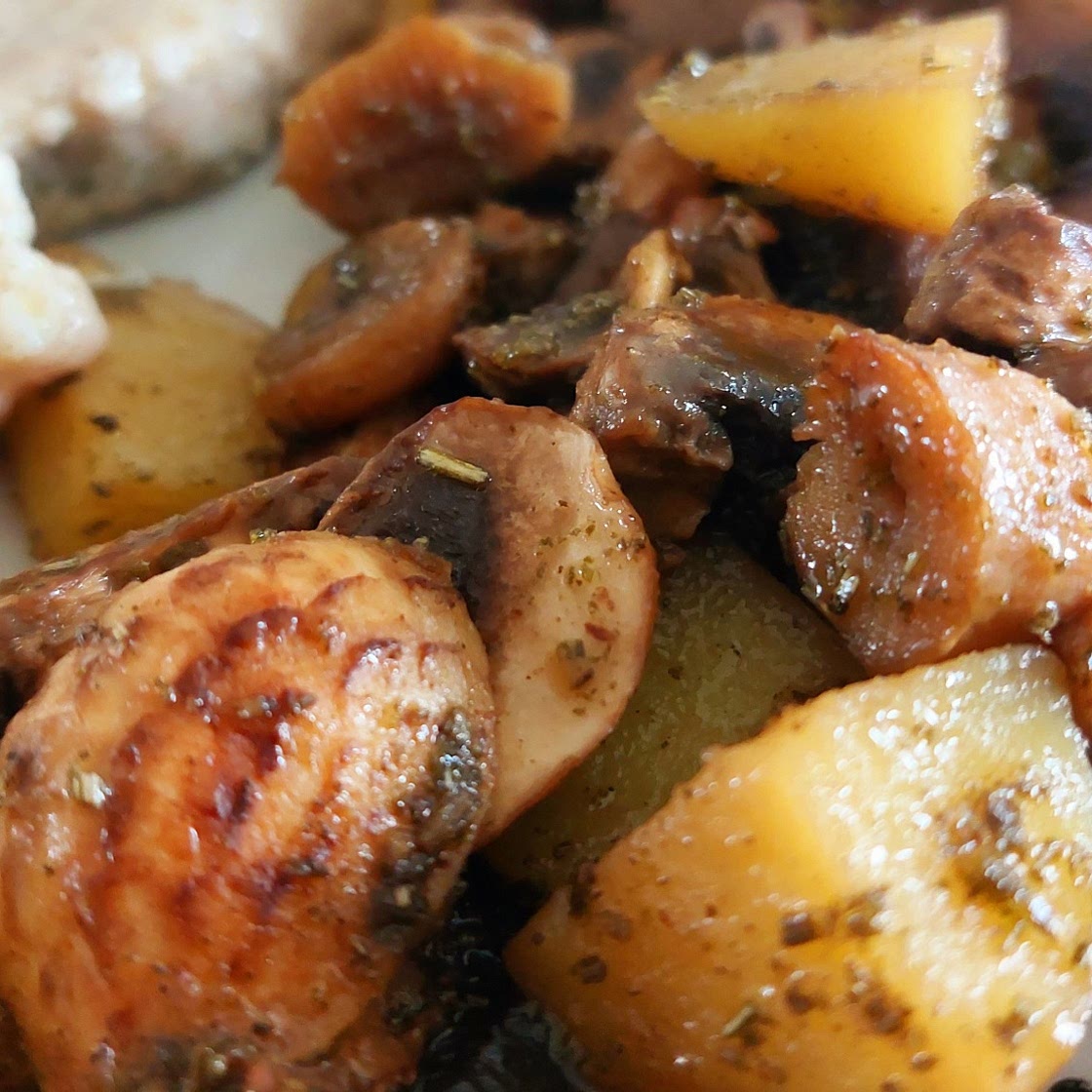 Mushrooms, potatoes and rosemary