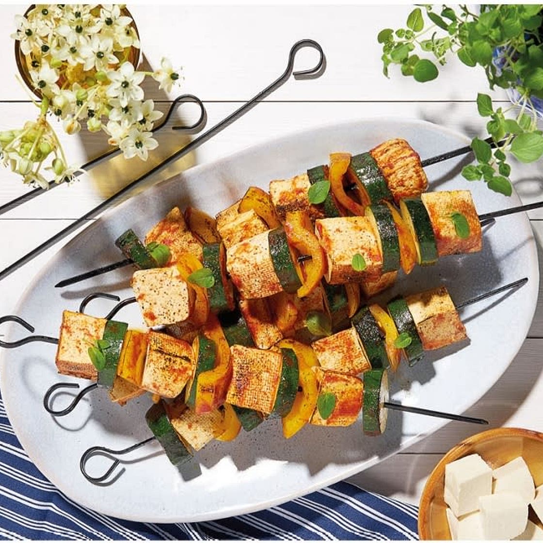Veggie skewers with tofu