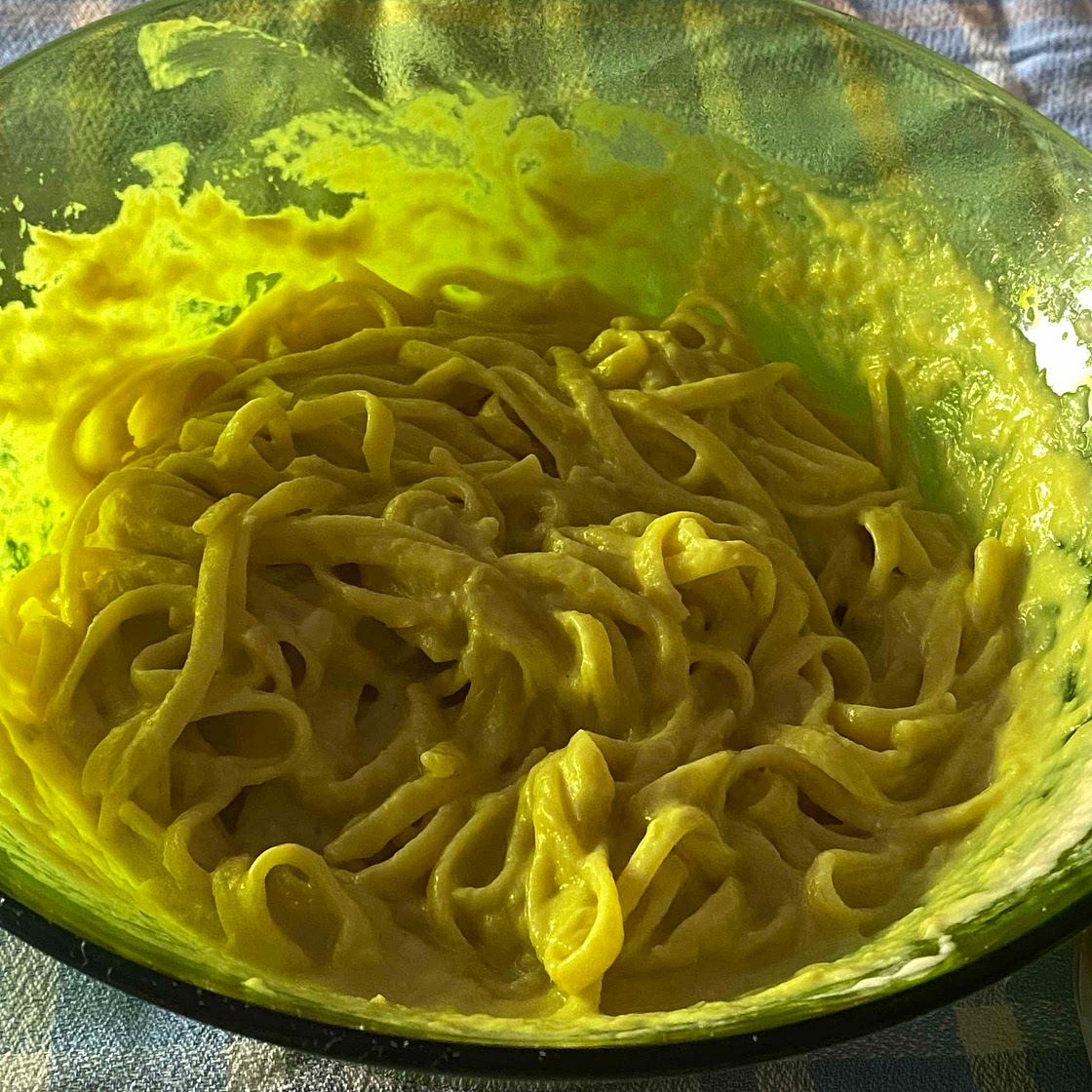 Espaguetis con salsa de puerro