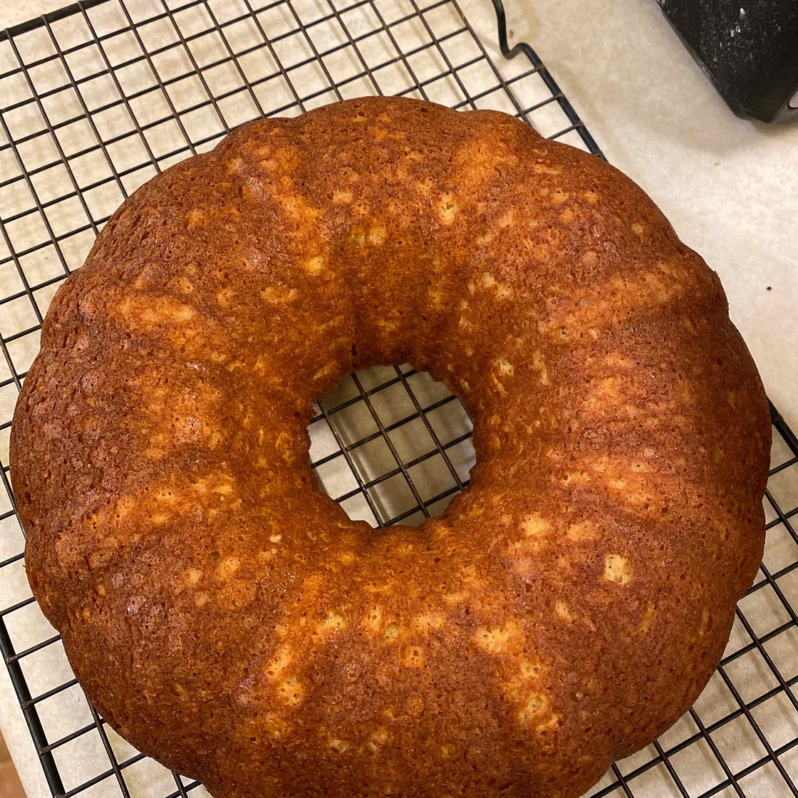 Apple Cider Doughnut Cake