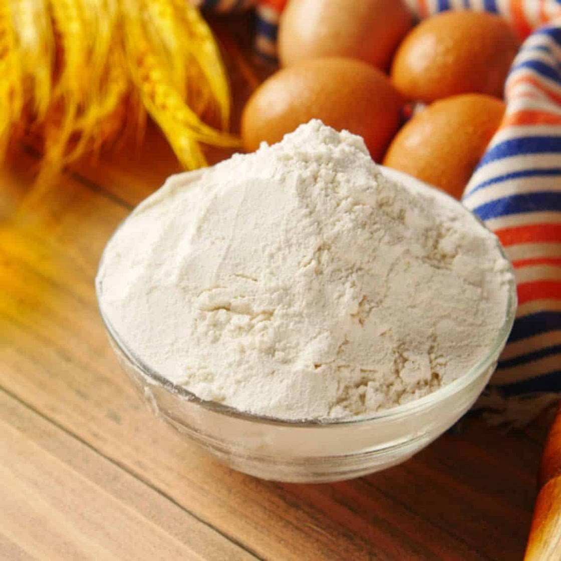 Homemade Self-Rising Flour (3 Ingredients)