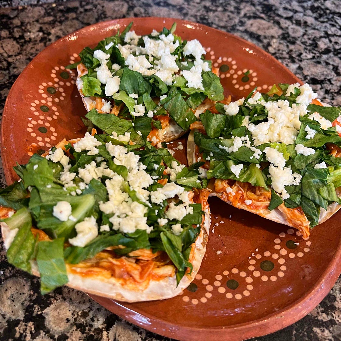 TOSTADAS DE TINGA