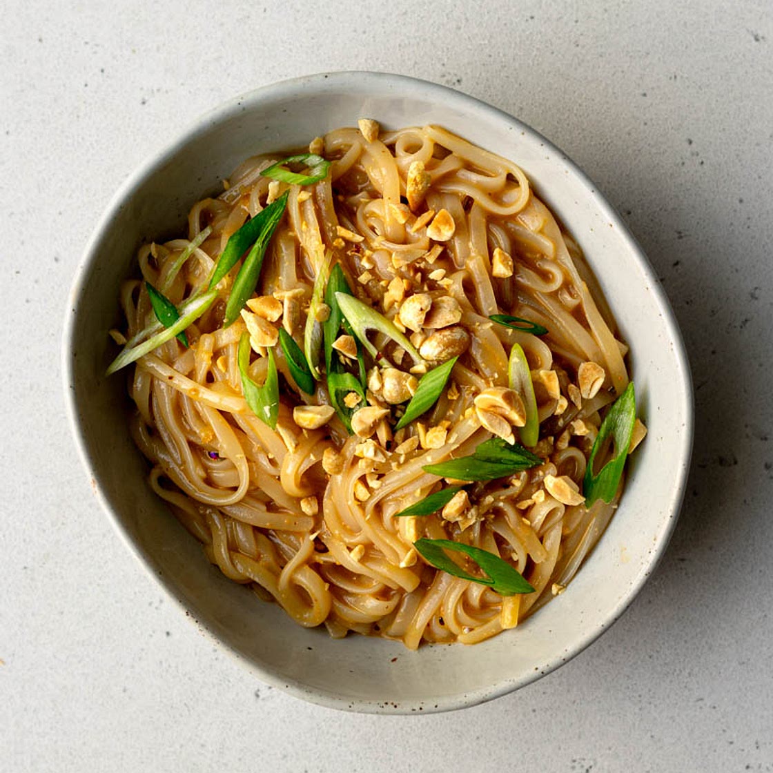 Easy 15-Minute Rice Noodles with Peanut Sauce