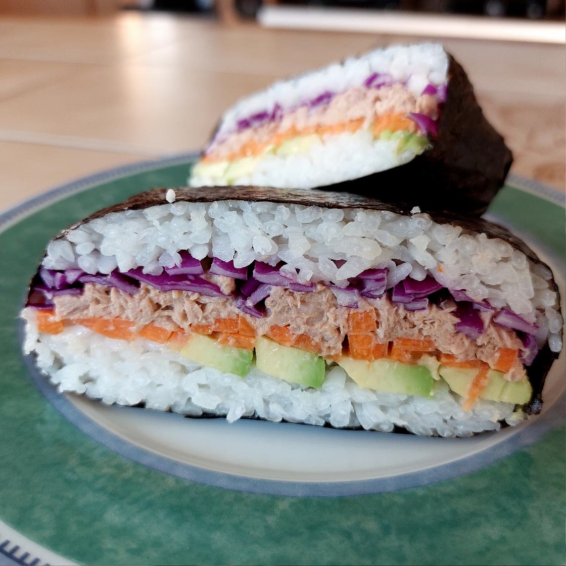Tuna Onigirazu