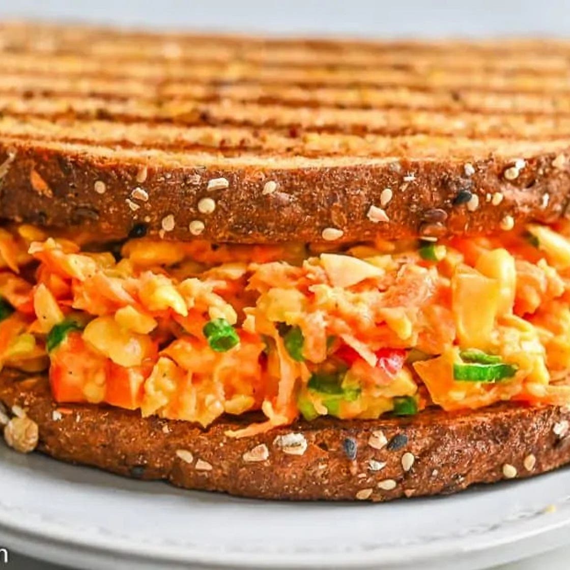 Carrot & Lettuce Fried Sandwich