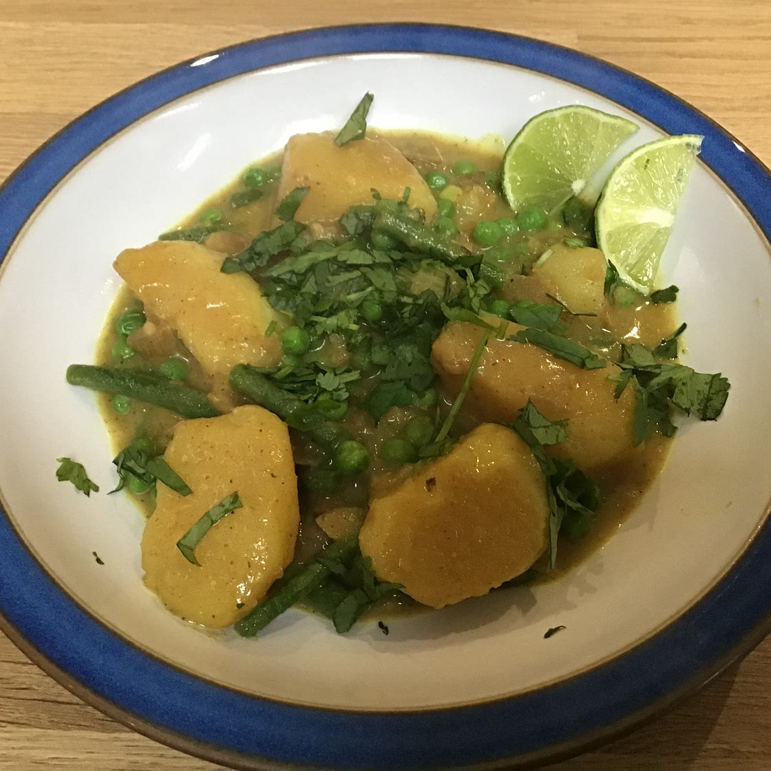 Pea, green bean and coconut curry