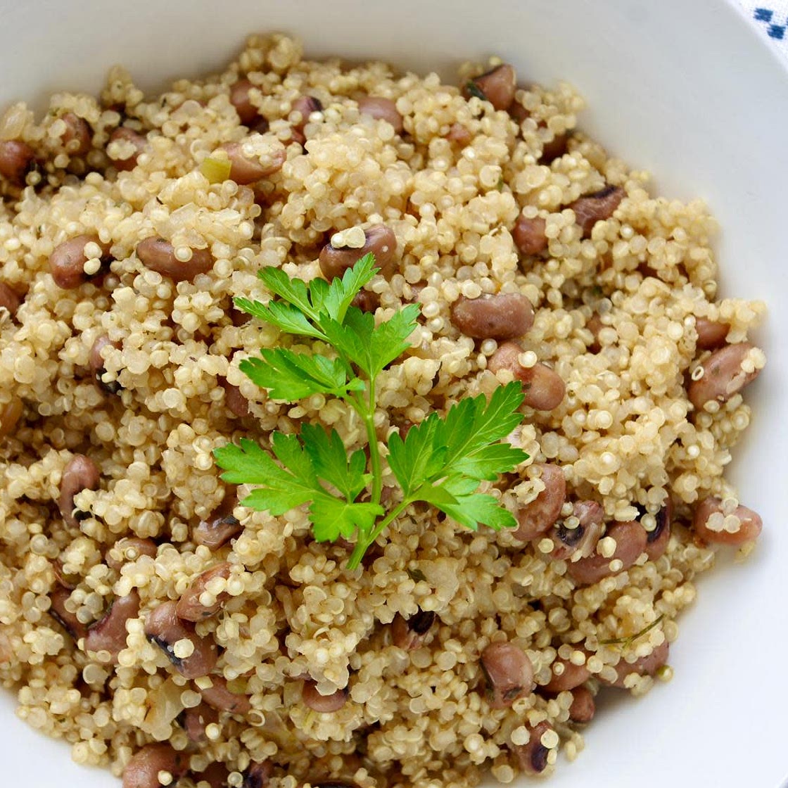 Quinoa & gungo peas