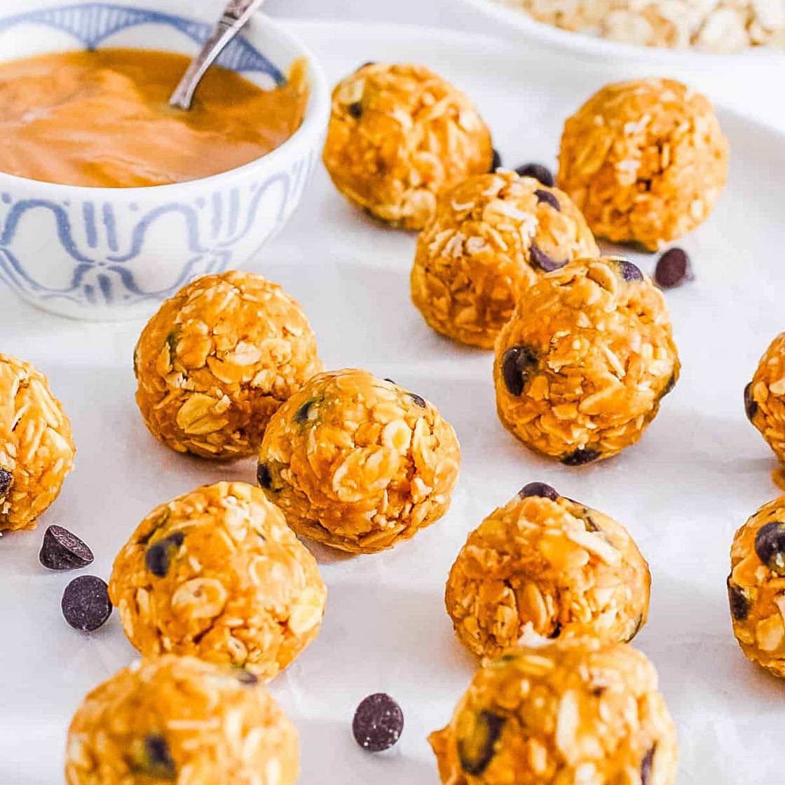 Healthy No-Bake Peanut Butter Bliss Balls