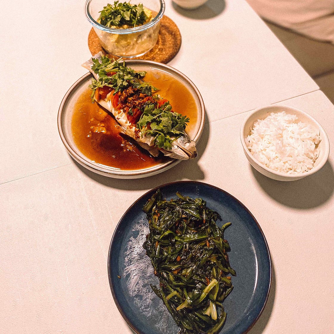 Stir-fry Royale Chives (Qing Long Cai) Recipe